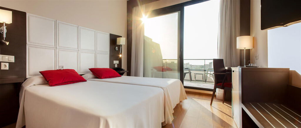 c2694_Hotel-RH-Don-Carlos-Habitacion-Standard-1